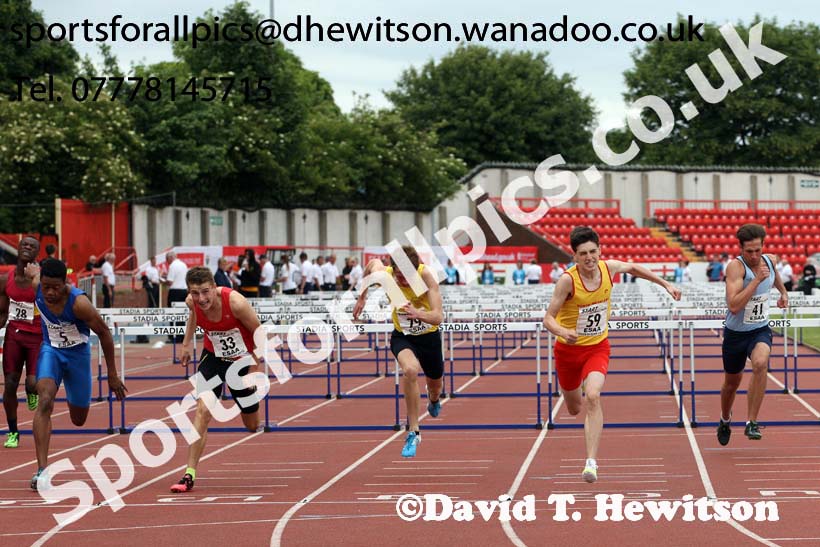 Inter boys 100 metres hurdles, 2015 English Schools, Gateshead. Photo: David T. Hewitson/Sports for All Pics